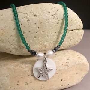 Gardgy Star Handmade necklace green